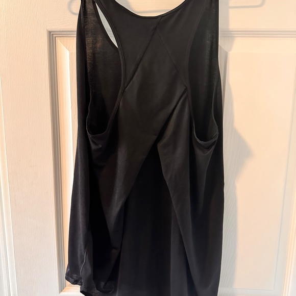 Lululemon tank top - Picture 3 of 3